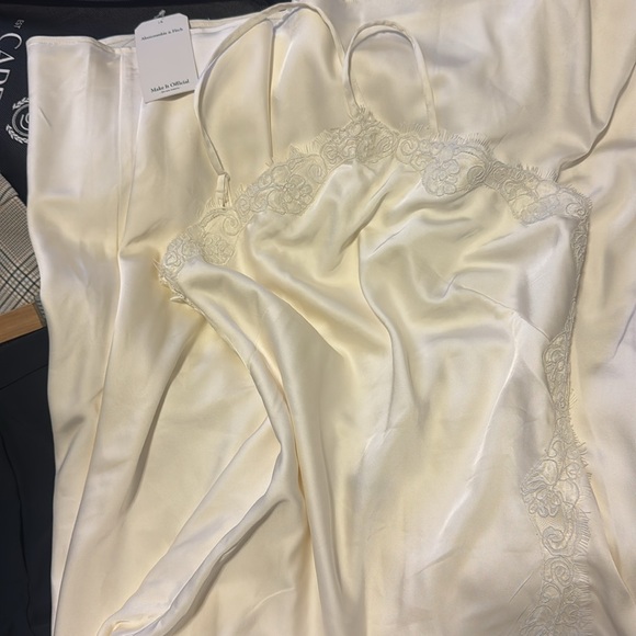 White Halter Dress - Picture 2 of 8